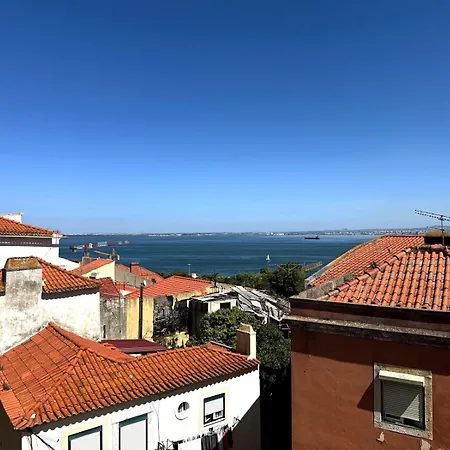 Alfama Charm - Authentic Appartamento